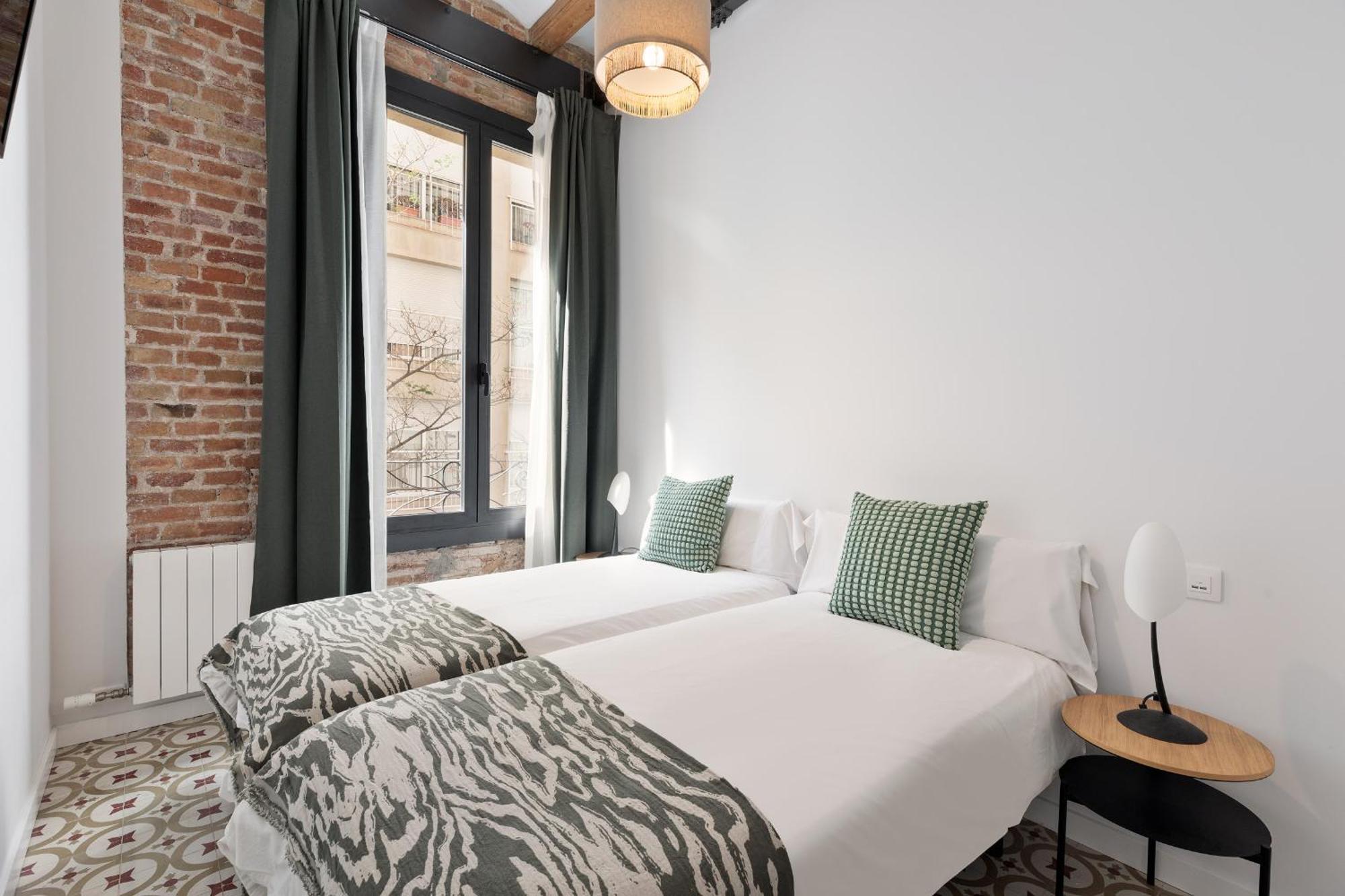 Poble Sec Charming Apartment Барселона Екстериор снимка